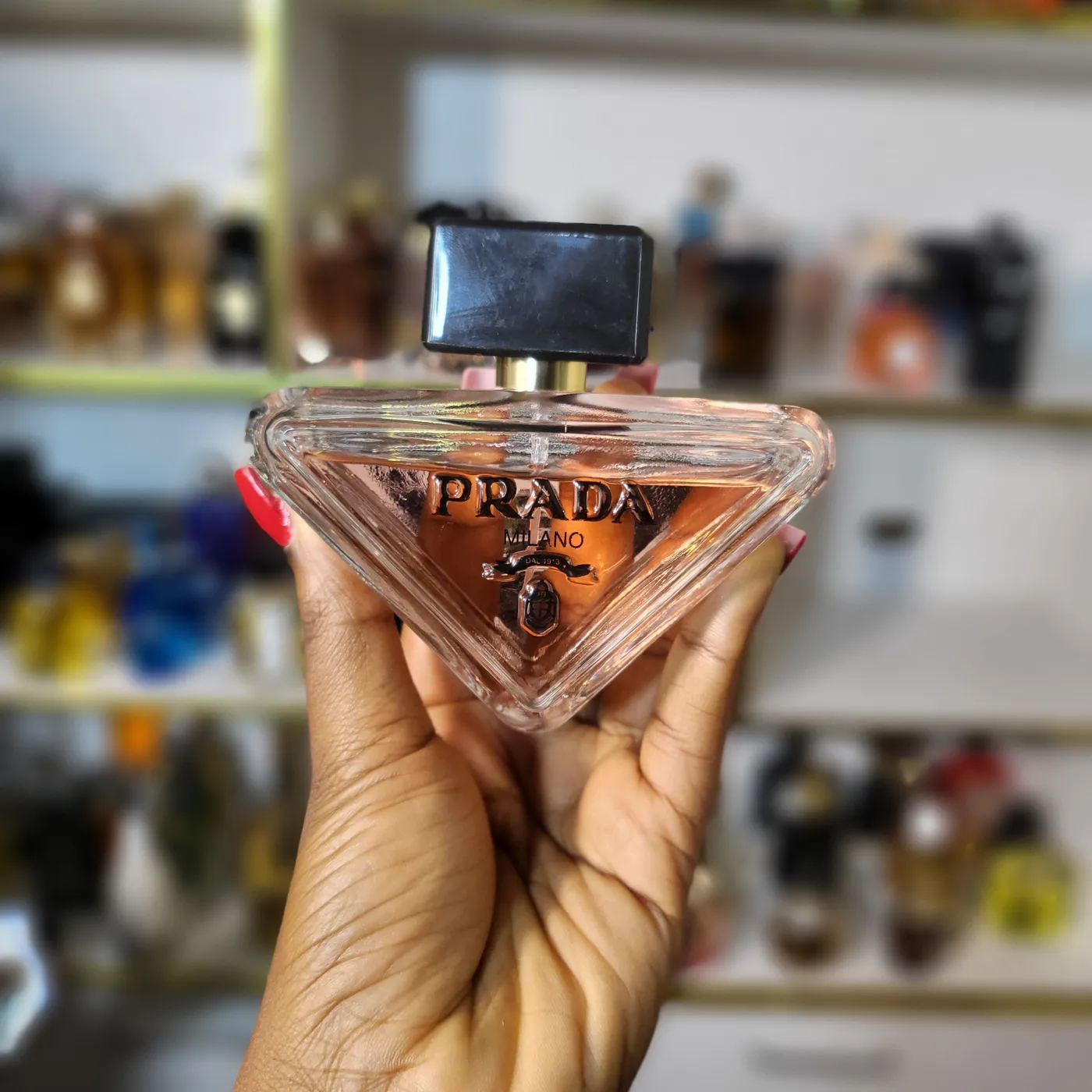 Prada Paradoxe Eau de Parfum bottle